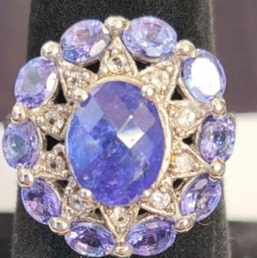 Kutamani tanzanite purple blue 4 Carat Ring set in Sterling Silver size 7 - Picture 3 of 4